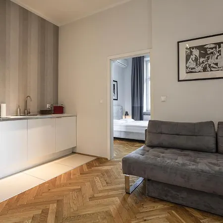 Novumhouse - Straszewskiego 4* Krakow