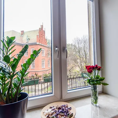 Novumhouse - Straszewskiego 4*