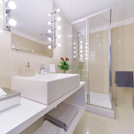 Novumhouse - Straszewskiego 4* Krakow