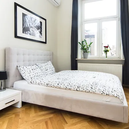 Straszewskiego 24 Boutique 4*