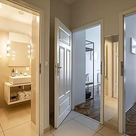 Straszewskiego 24 Boutique