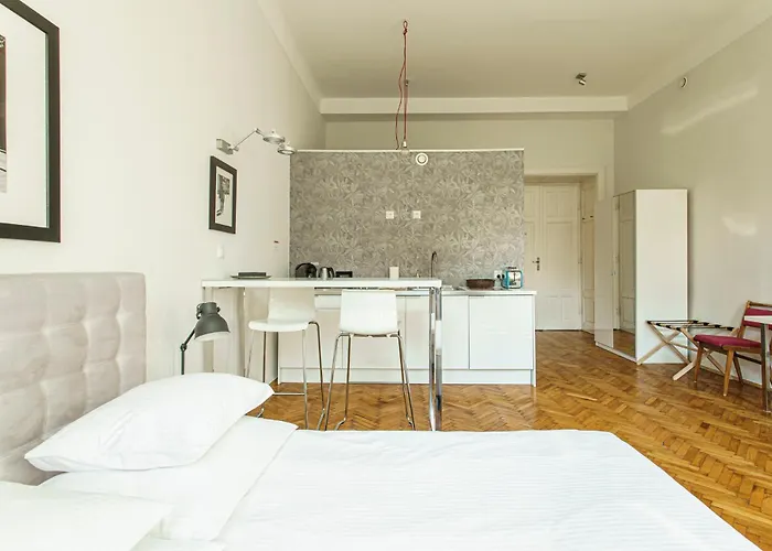 Straszewskiego 24 Boutique