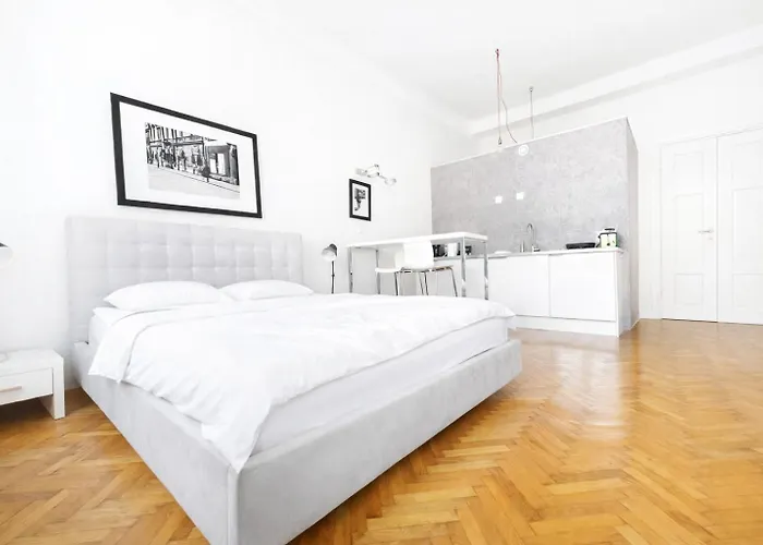 Straszewskiego 24 Boutique